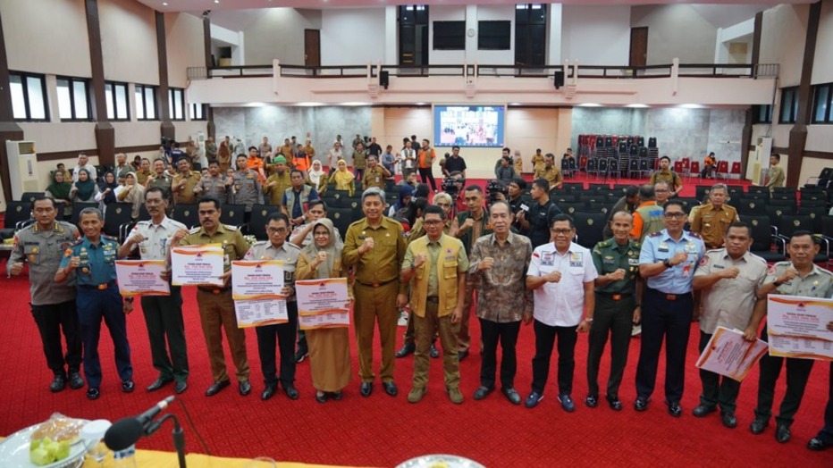 Anggota DPRD Sulsel Doktor Husmaruddin Rapat Kordinasi Penanganan Bencana Alam Bareng Kepala BNPB